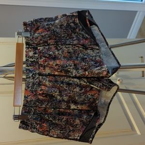 Lululemon hotty hot 4" lined shorts - size 12 tall